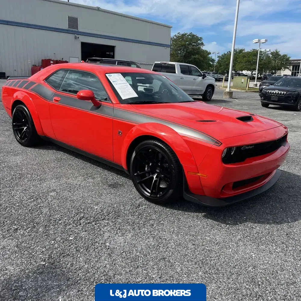2023 Dodge Challenger R/T SCAT PACK
