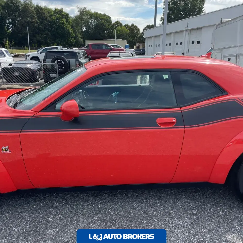 2023 Dodge Challenger R/T SCAT PACK