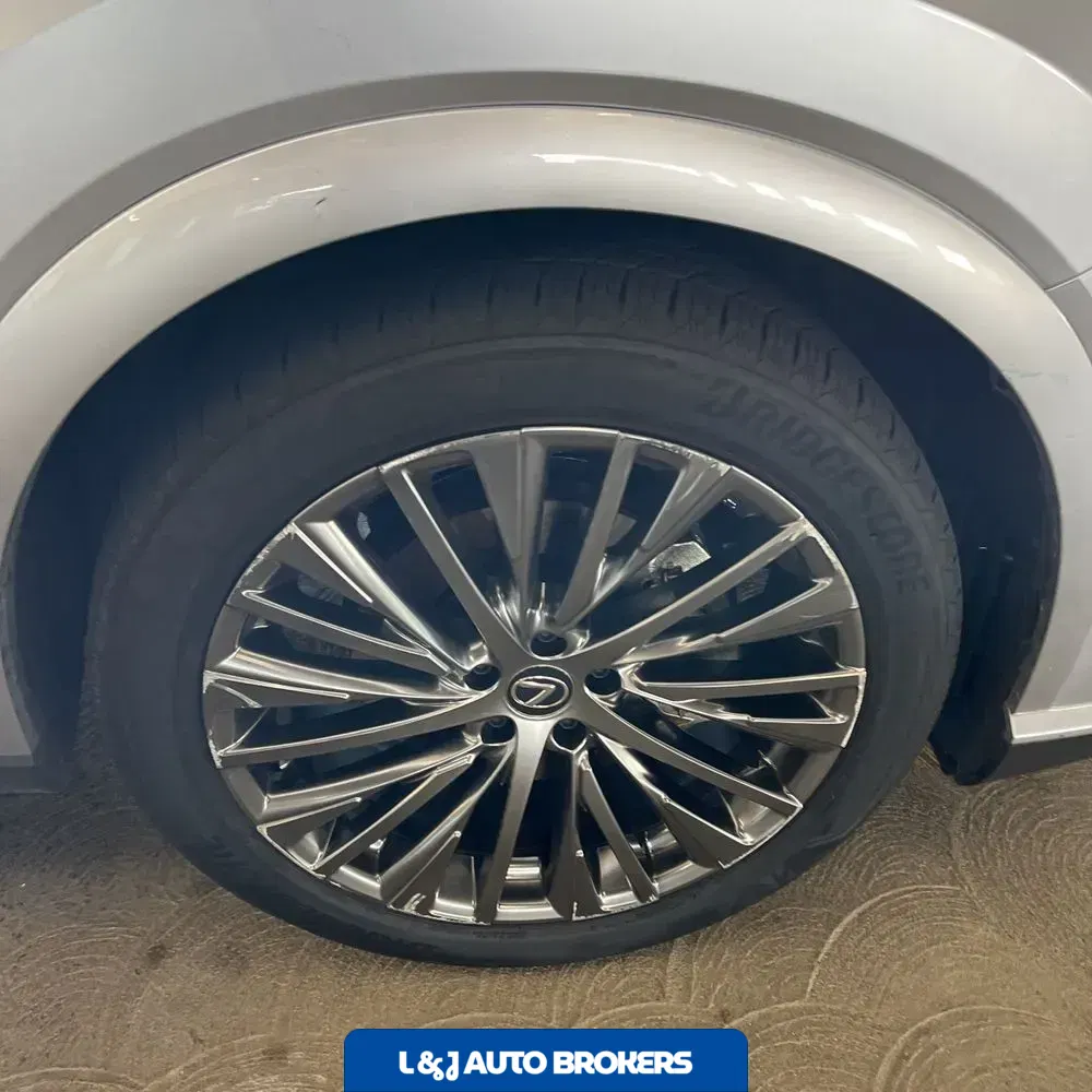 2024 Lexus RX 450h+ Luxury