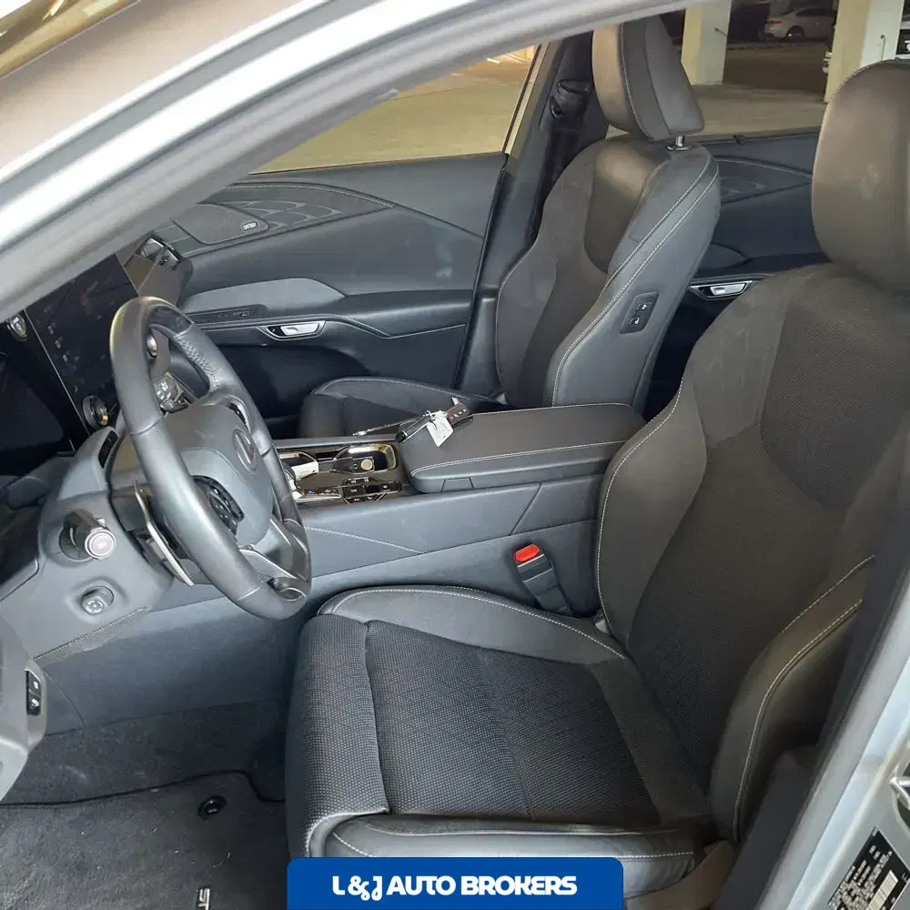 2024 Lexus RX 450h+ Luxury