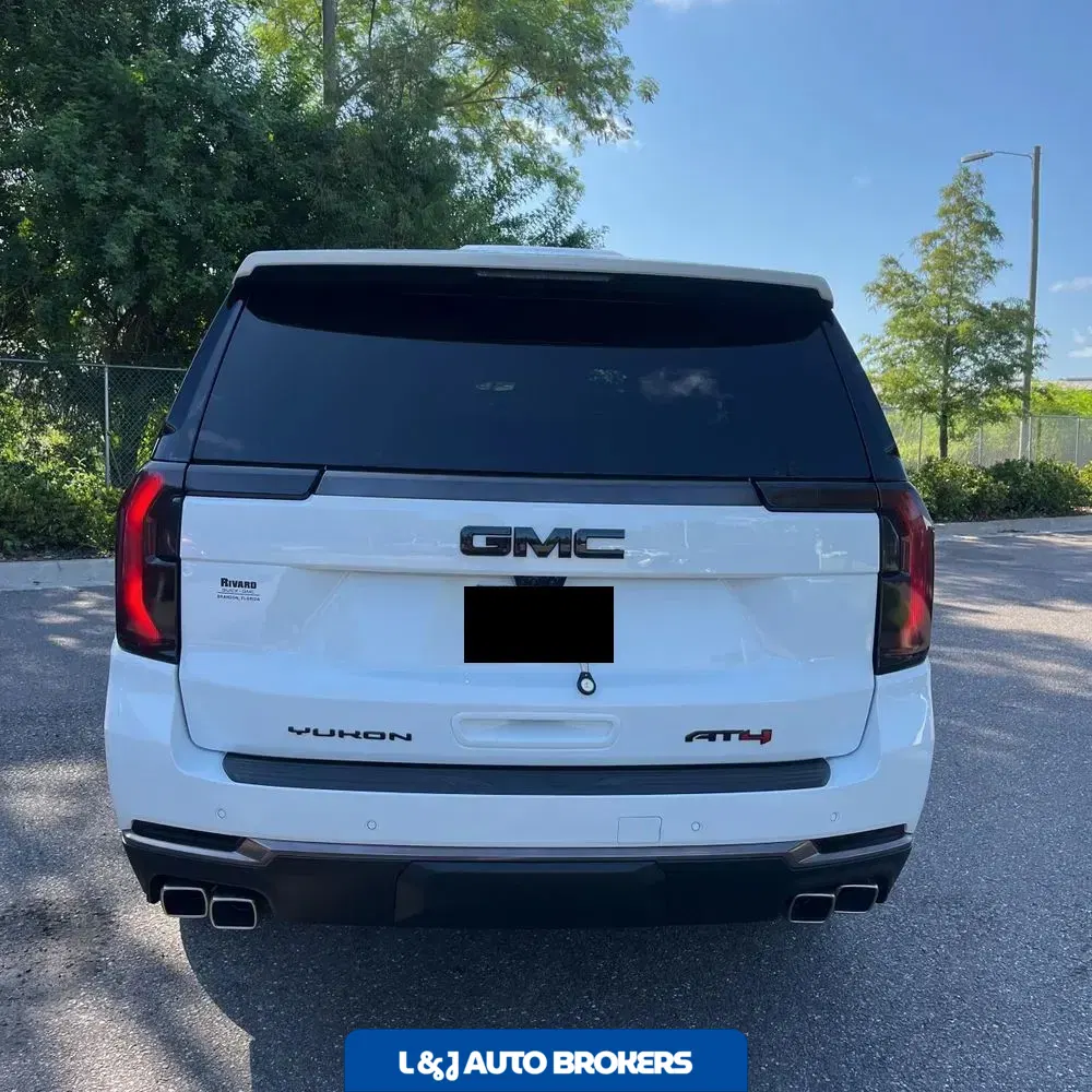 2025 GMC Yukon AT4 Ultimate