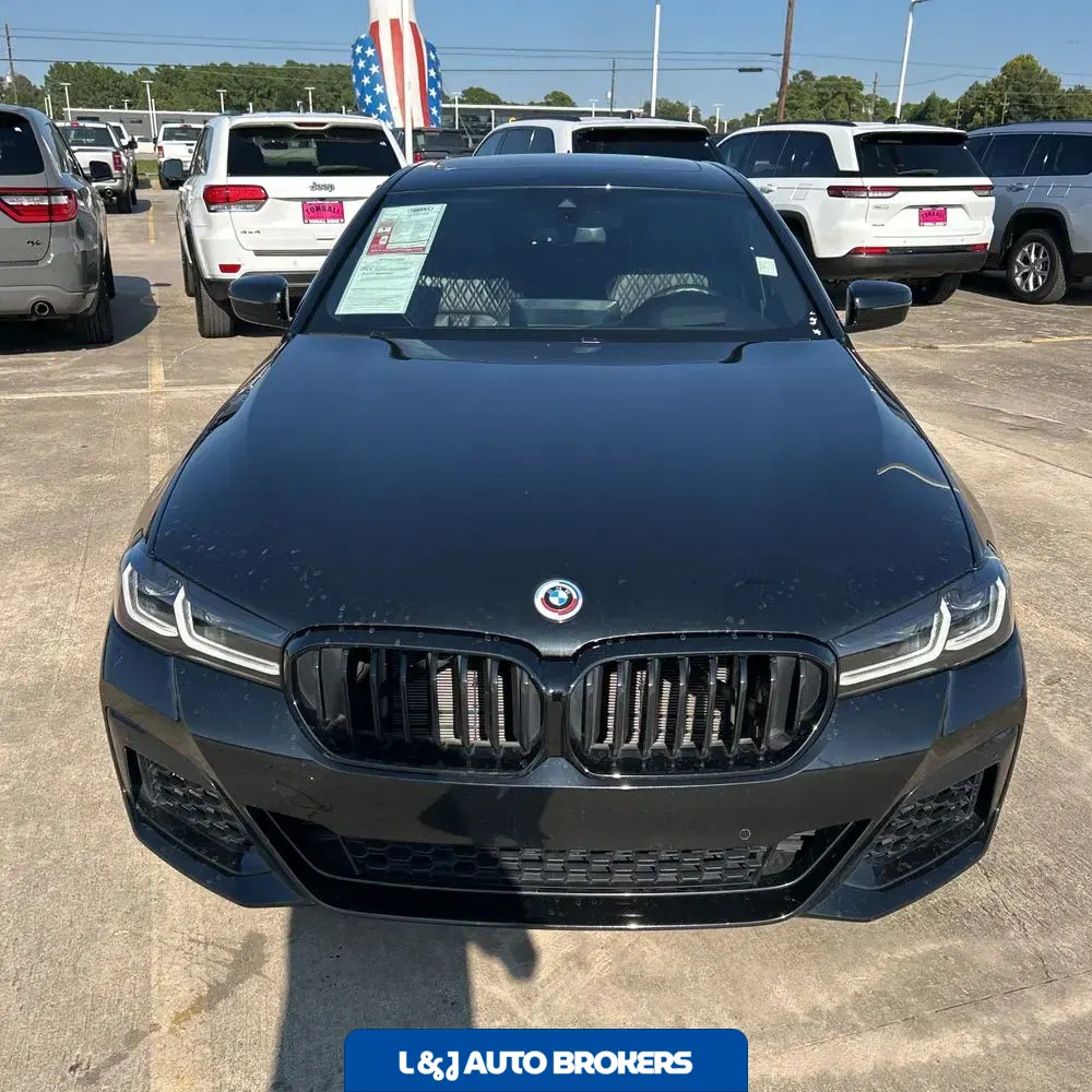 2023 BMW 5-Series M550xi