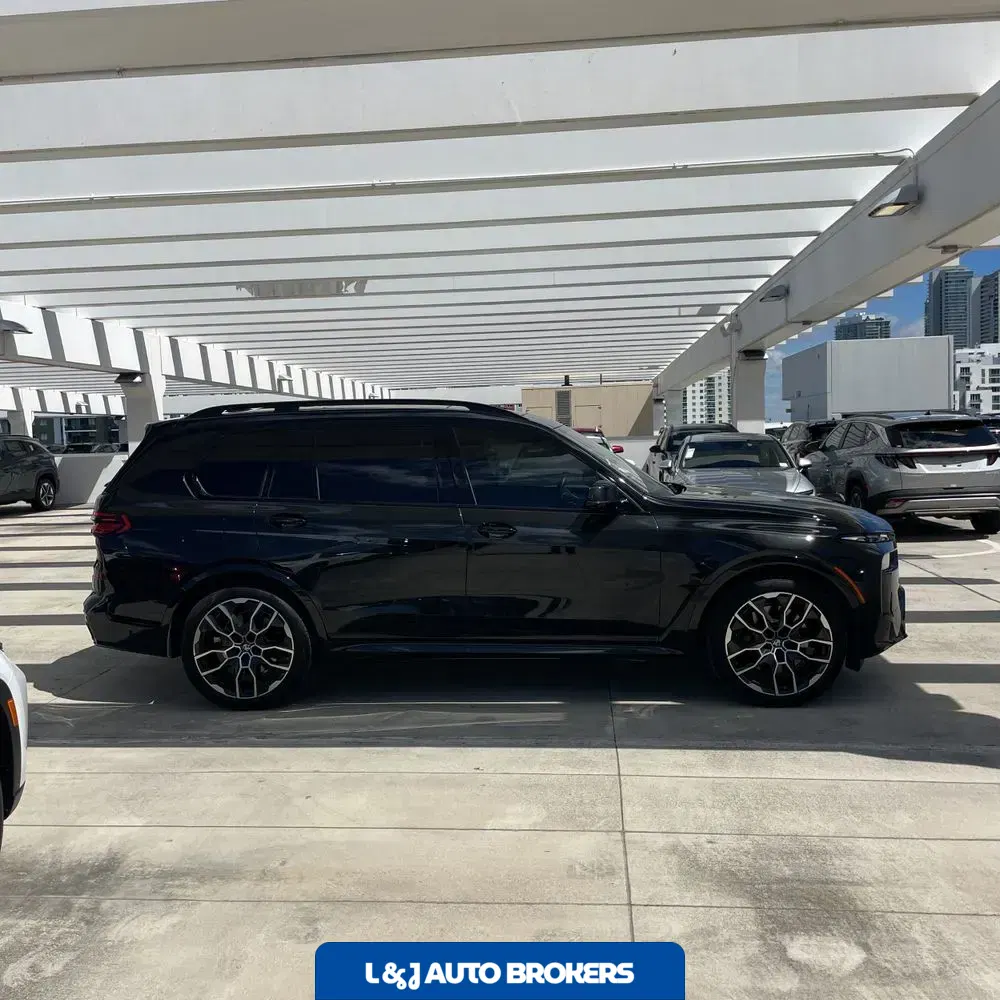 2024 BMW X7 XDrive40i