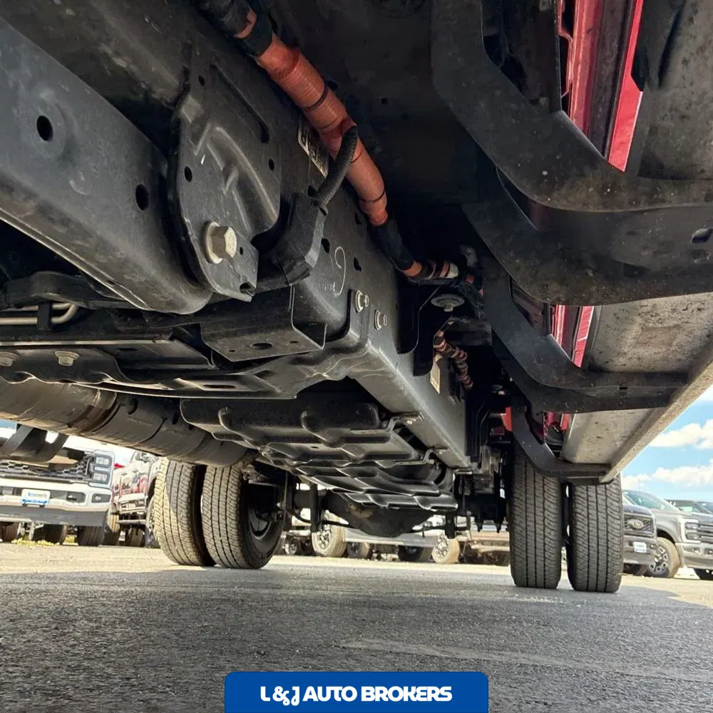 2025 Ford F-350 Super Duty Lariat