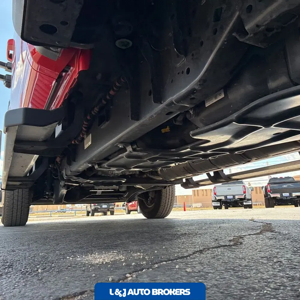 2025 Ford F-350 Super Duty Lariat