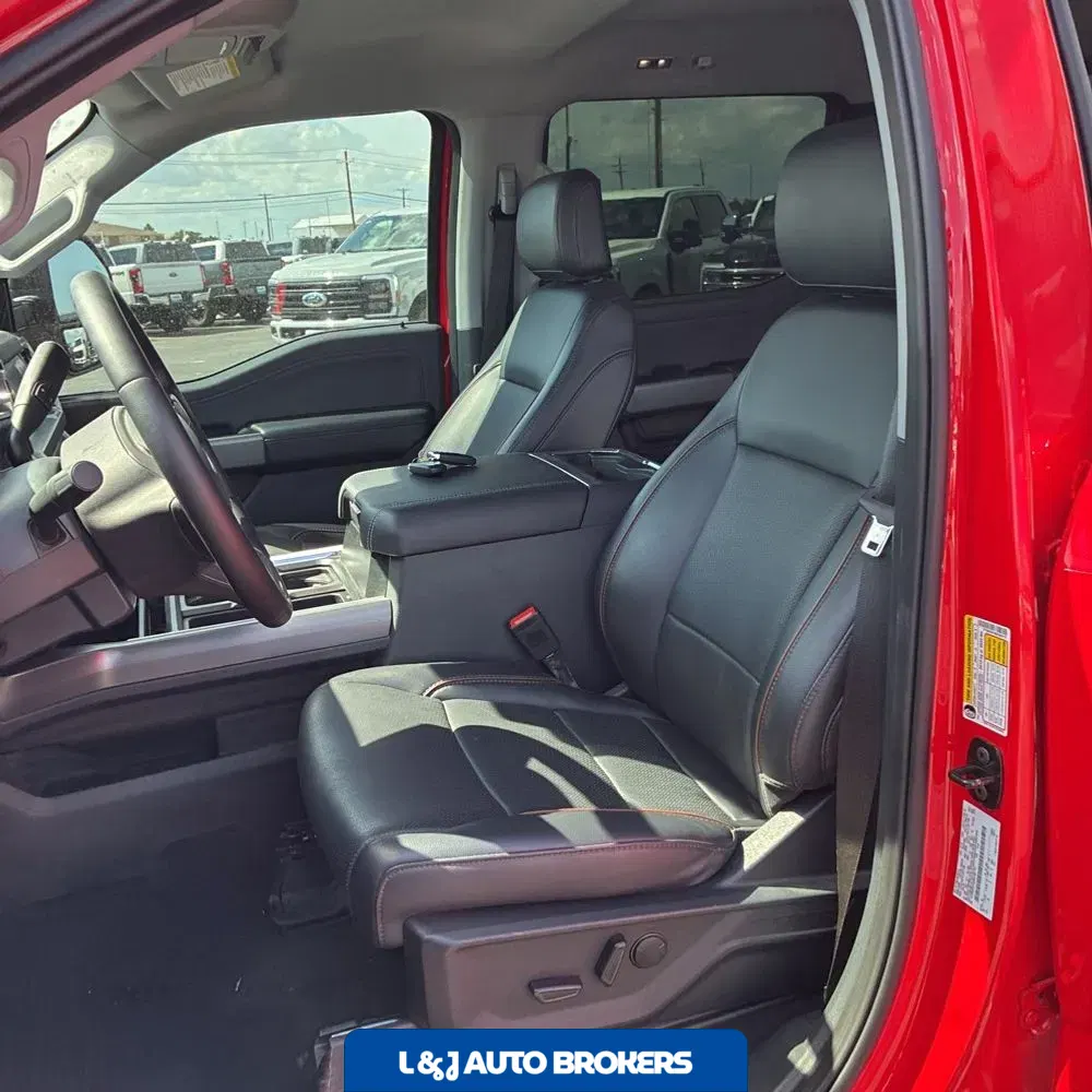 2025 Ford F-350 Super Duty Lariat