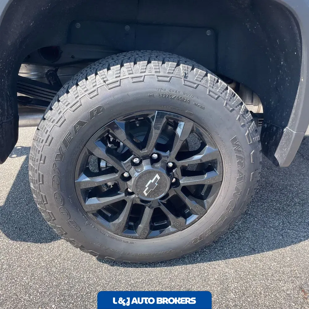 2025 Chevrolet Silverado 2500HD LTZ