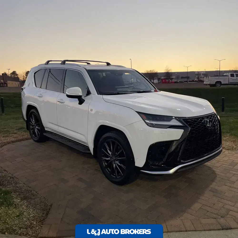 2024 Lexus LX 600 F SPORT Handling
