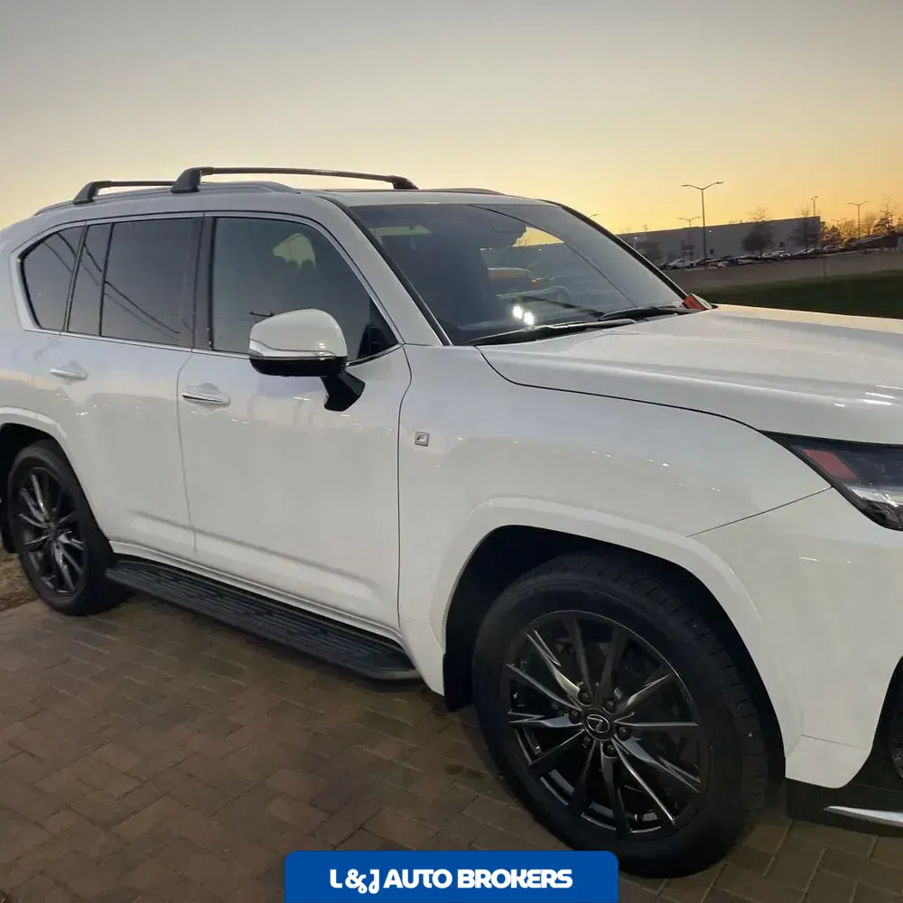 2024 Lexus LX 600 F SPORT Handling