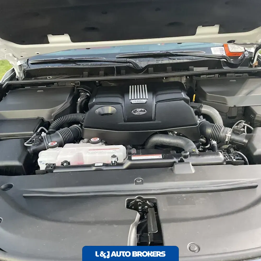2024 Lexus LX 600 F SPORT Handling