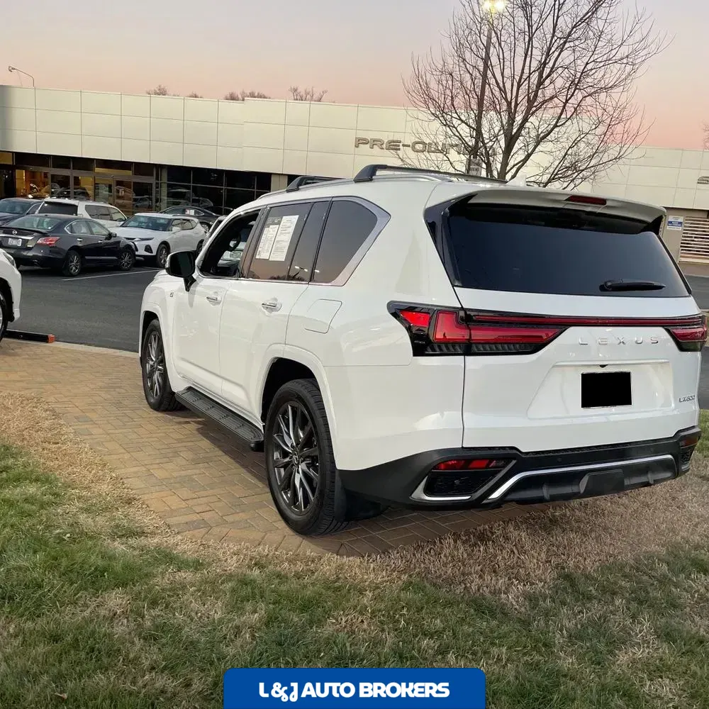 2024 Lexus LX 600 F SPORT Handling