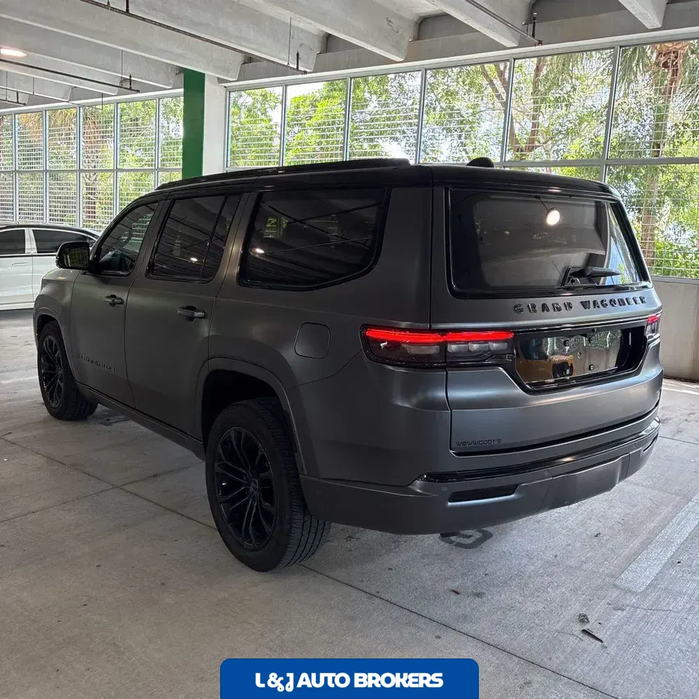 2022 Jeep Grand Wagoneer Obsidian