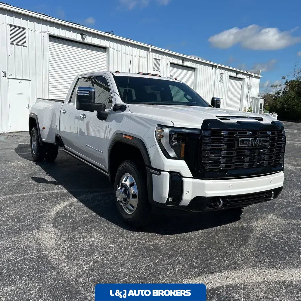2025 GMC Sierra 3500HD Denali Ultimate
