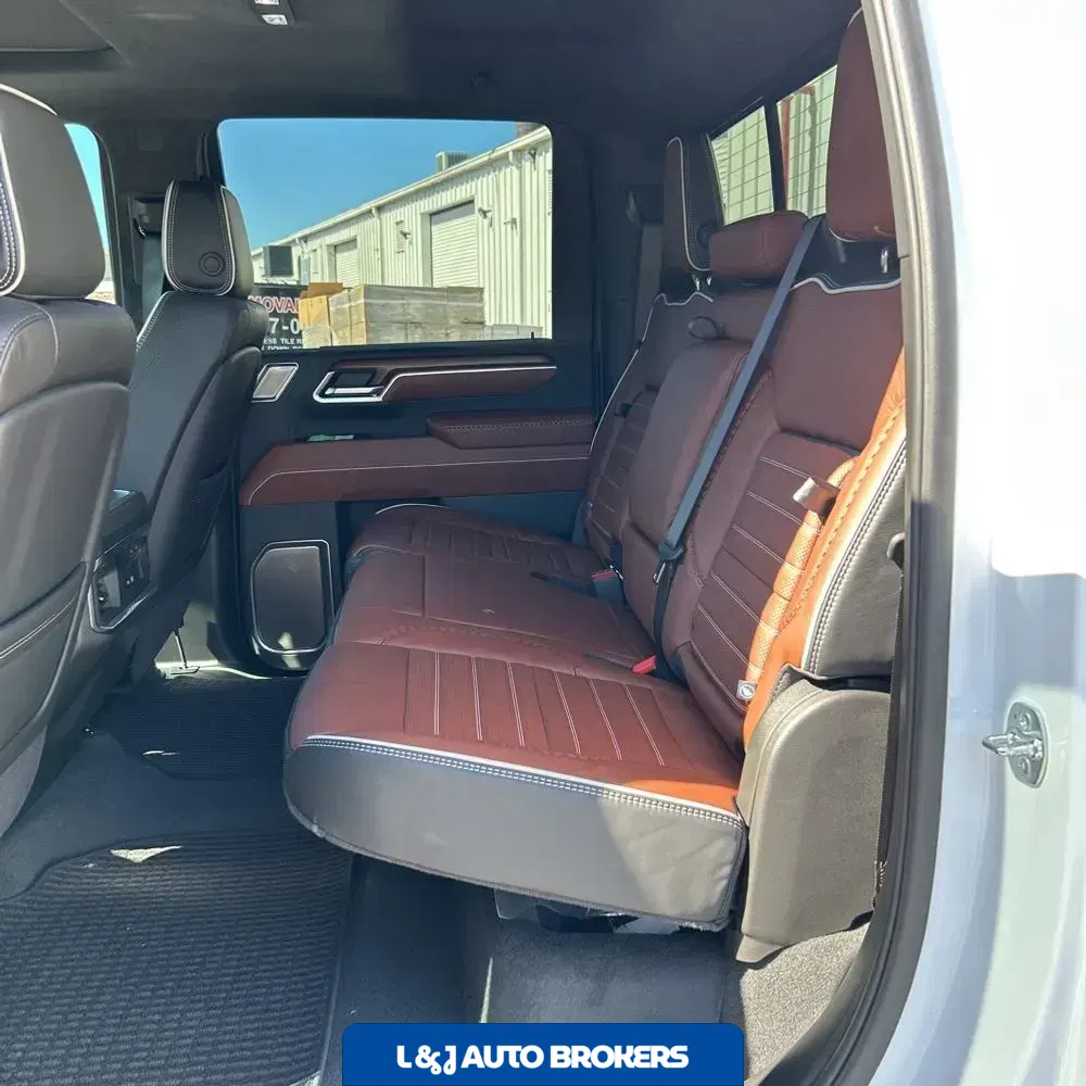 2025 GMC Sierra 3500HD Denali Ultimate