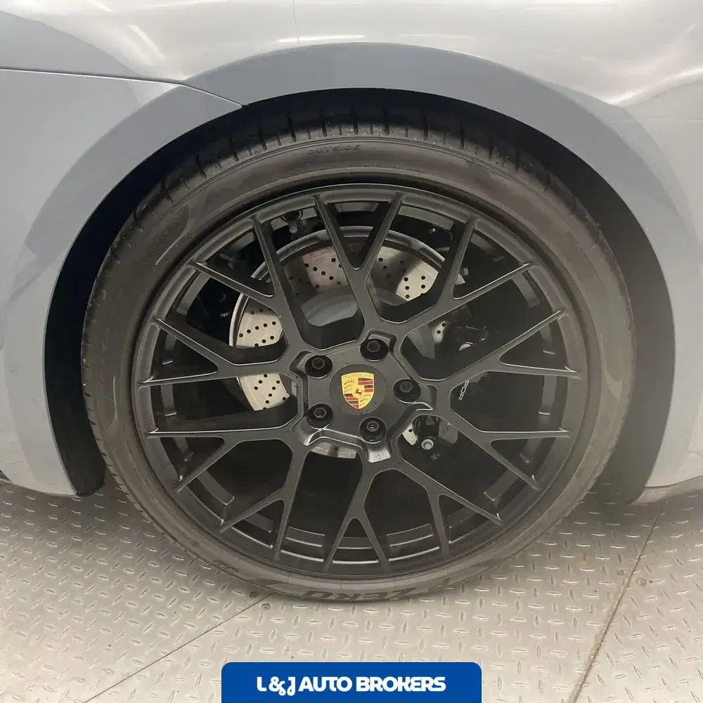 2024 Porsche 911 Carrera 4S