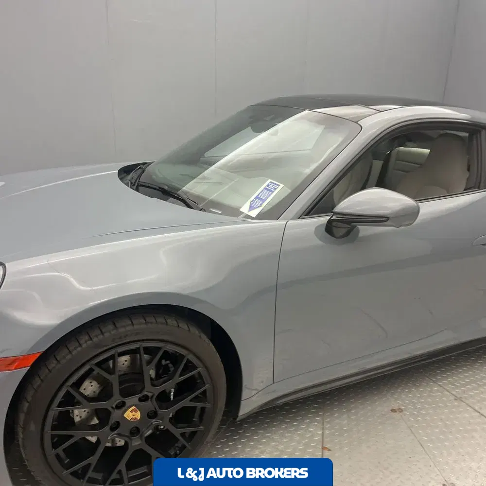 2024 Porsche 911 Carrera 4S