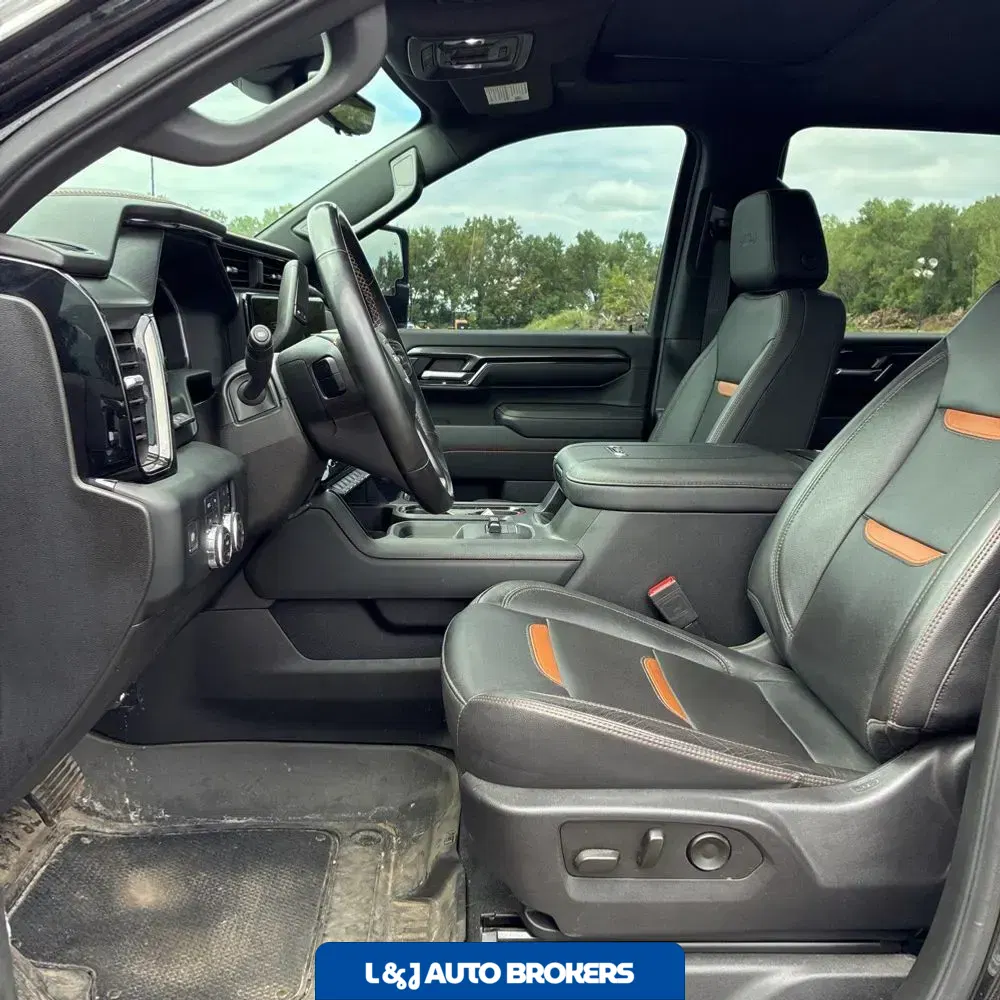2024 GMC Sierra 3500 AT4