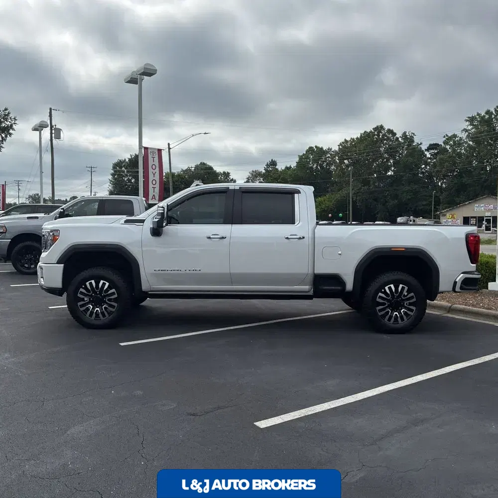 2022 GMC Sierra 3500HD Denali