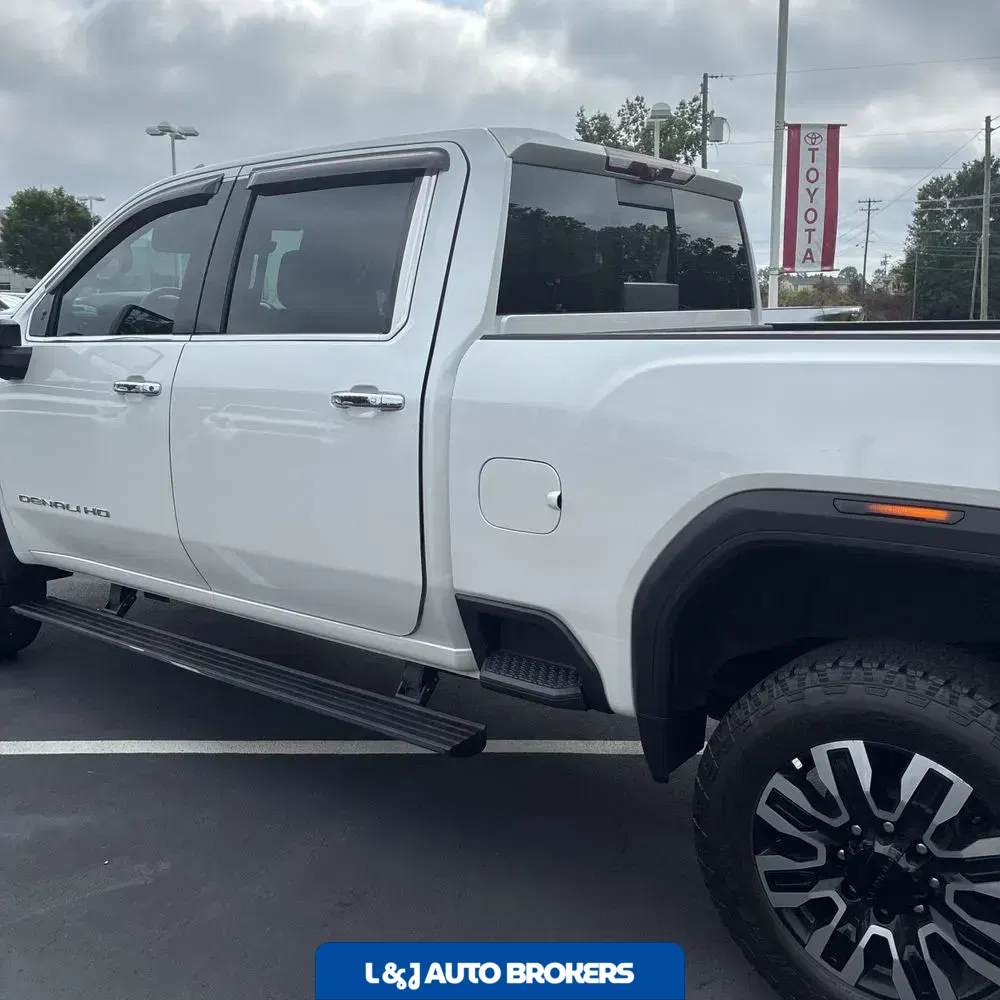 2022 GMC Sierra 3500HD Denali