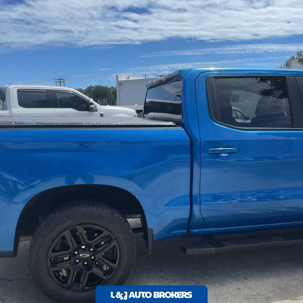 2024 Chevrolet Silverado 1500 RST