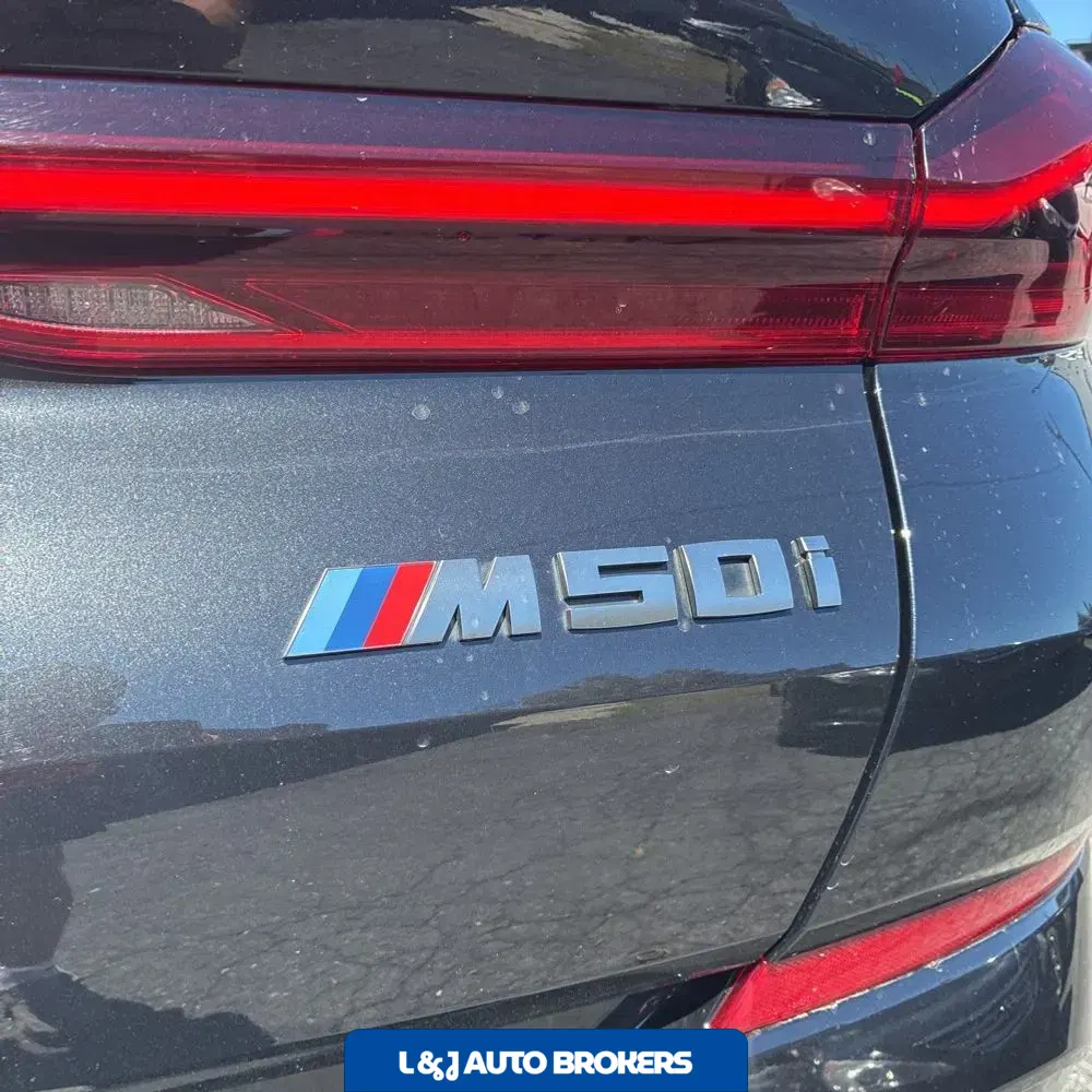 2023 BMW X6 M50i