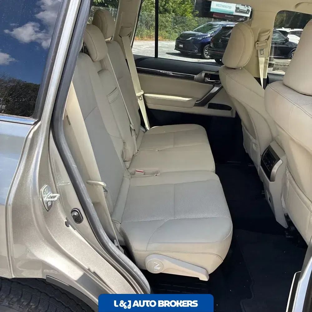 2023 Lexus GX 460 Base