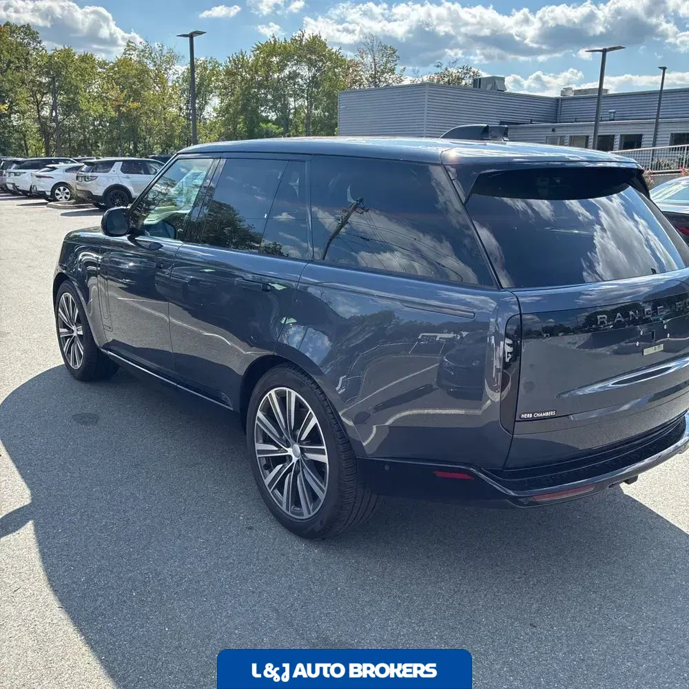 2024 Land Rover Range Rover P530 Autobiography