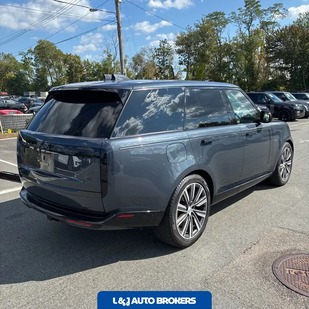 2024 Land Rover Range Rover P530 Autobiography