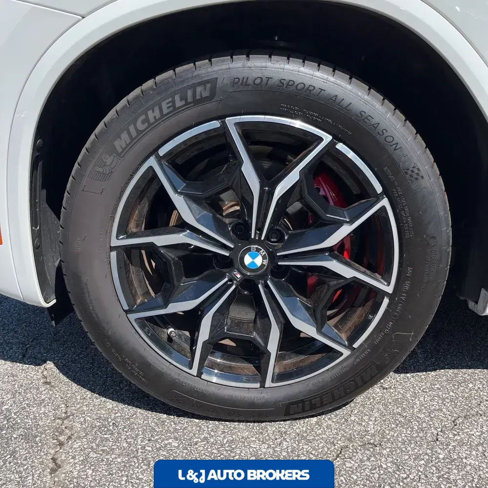 2024 BMW X3 M40i