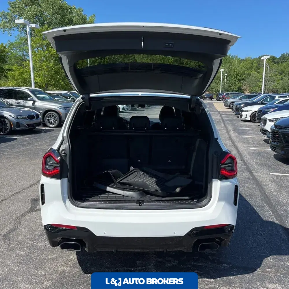 2024 BMW X3 M40i