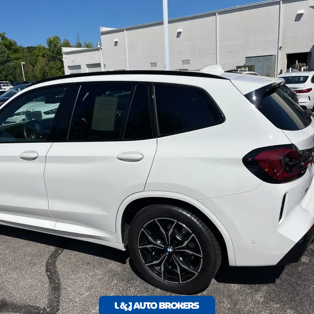 2024 BMW X3 M40i
