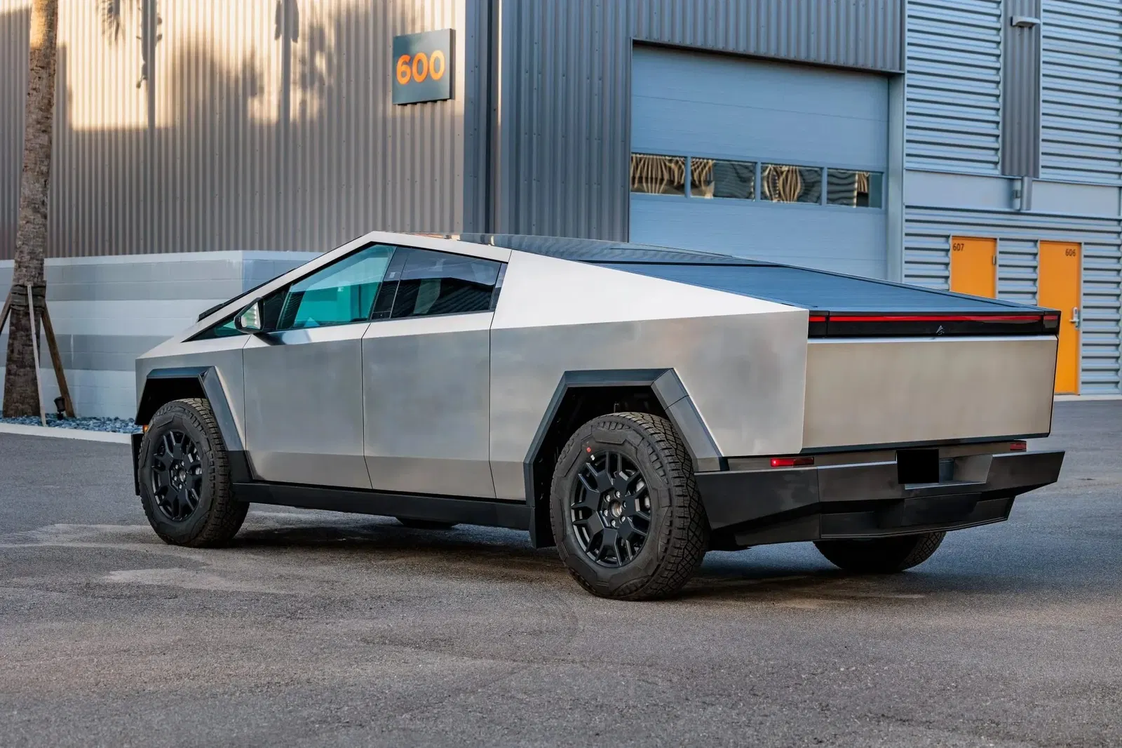 2024 Tesla Cybertruck AWD Foundation Series