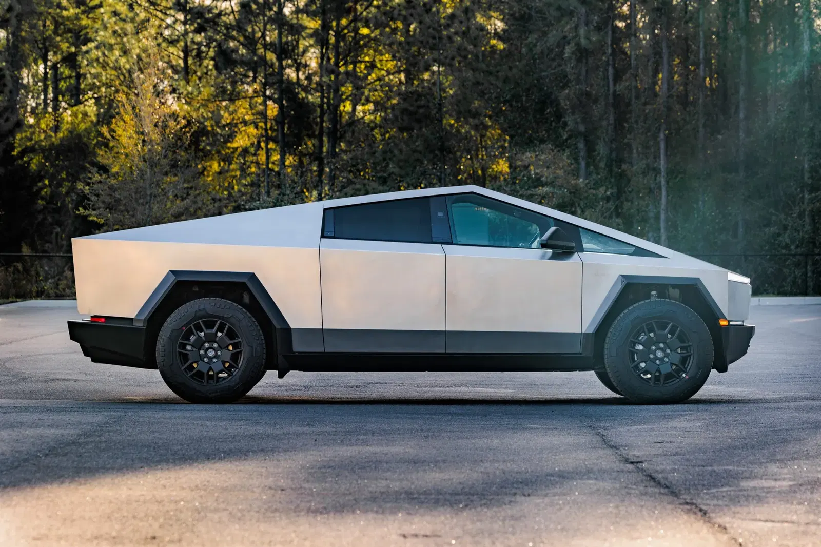 2024 Tesla Cybertruck AWD Foundation Series