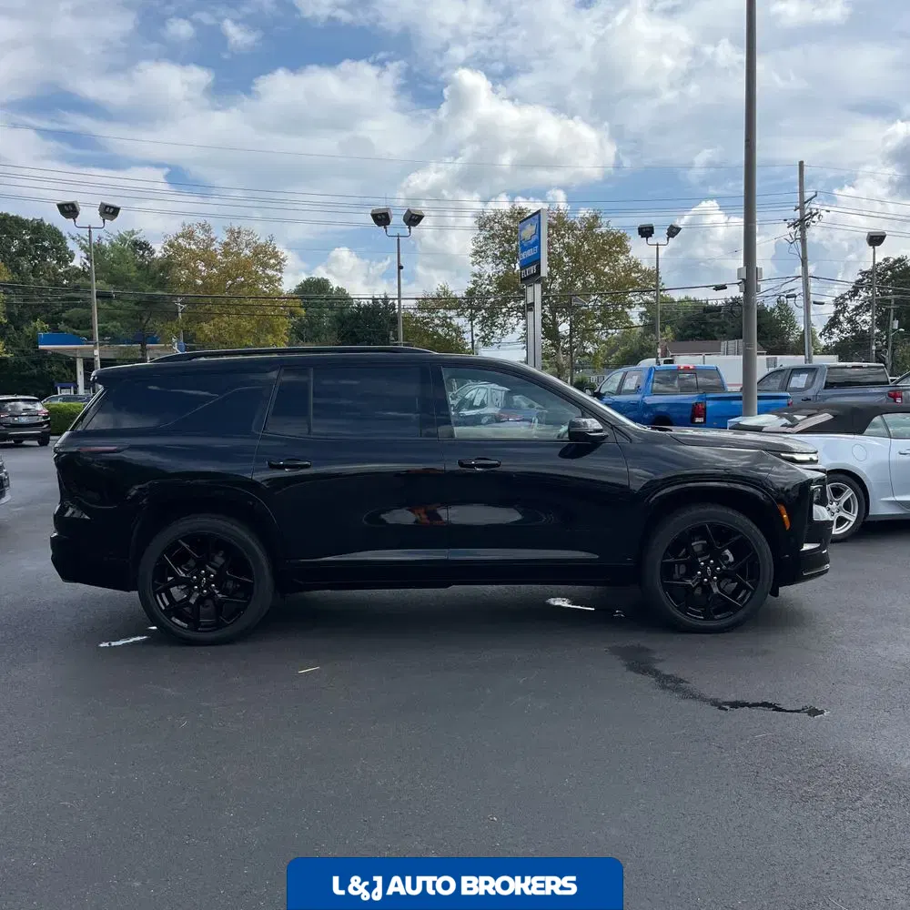 2024 Chevrolet Traverse RS
