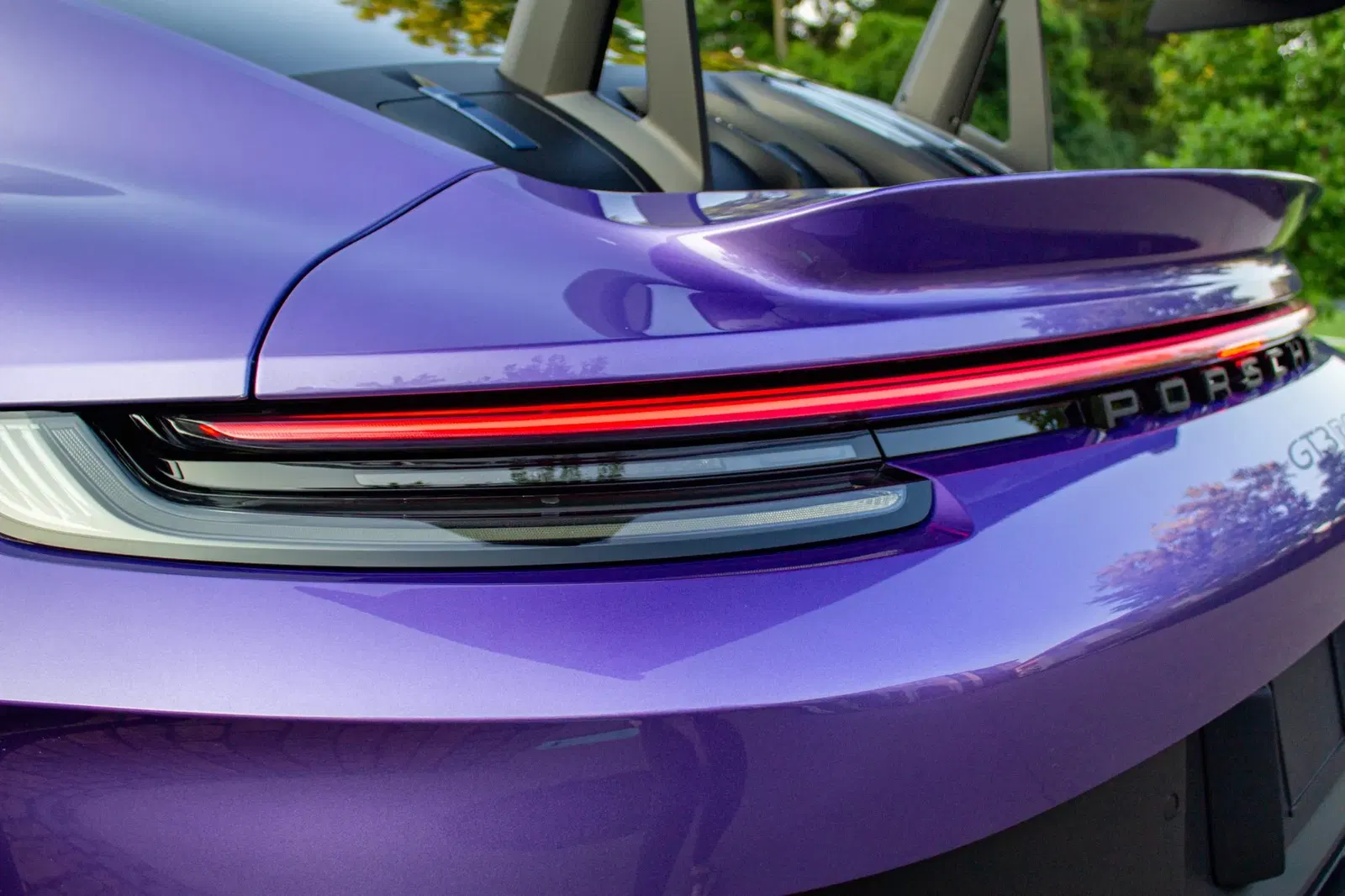 Viola Purple Metallic 2024 Porsche 911 GT3 RS Weissach
