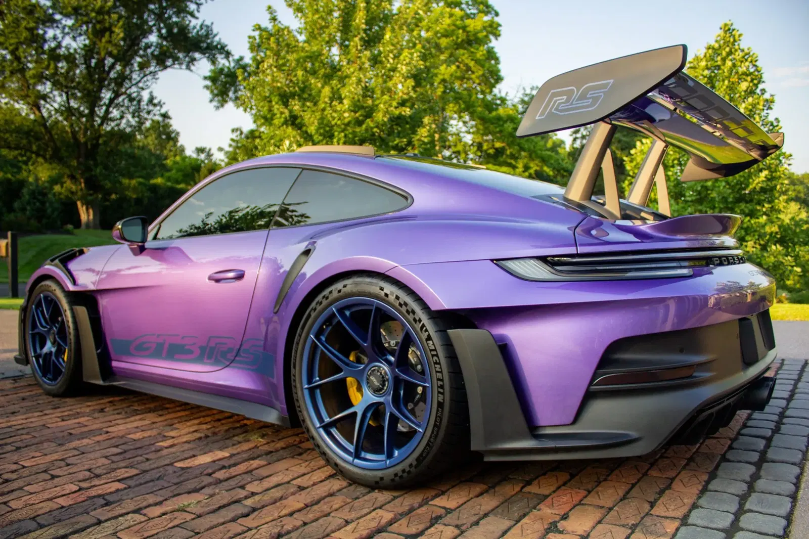 Viola Purple Metallic 2024 Porsche 911 GT3 RS Weissach