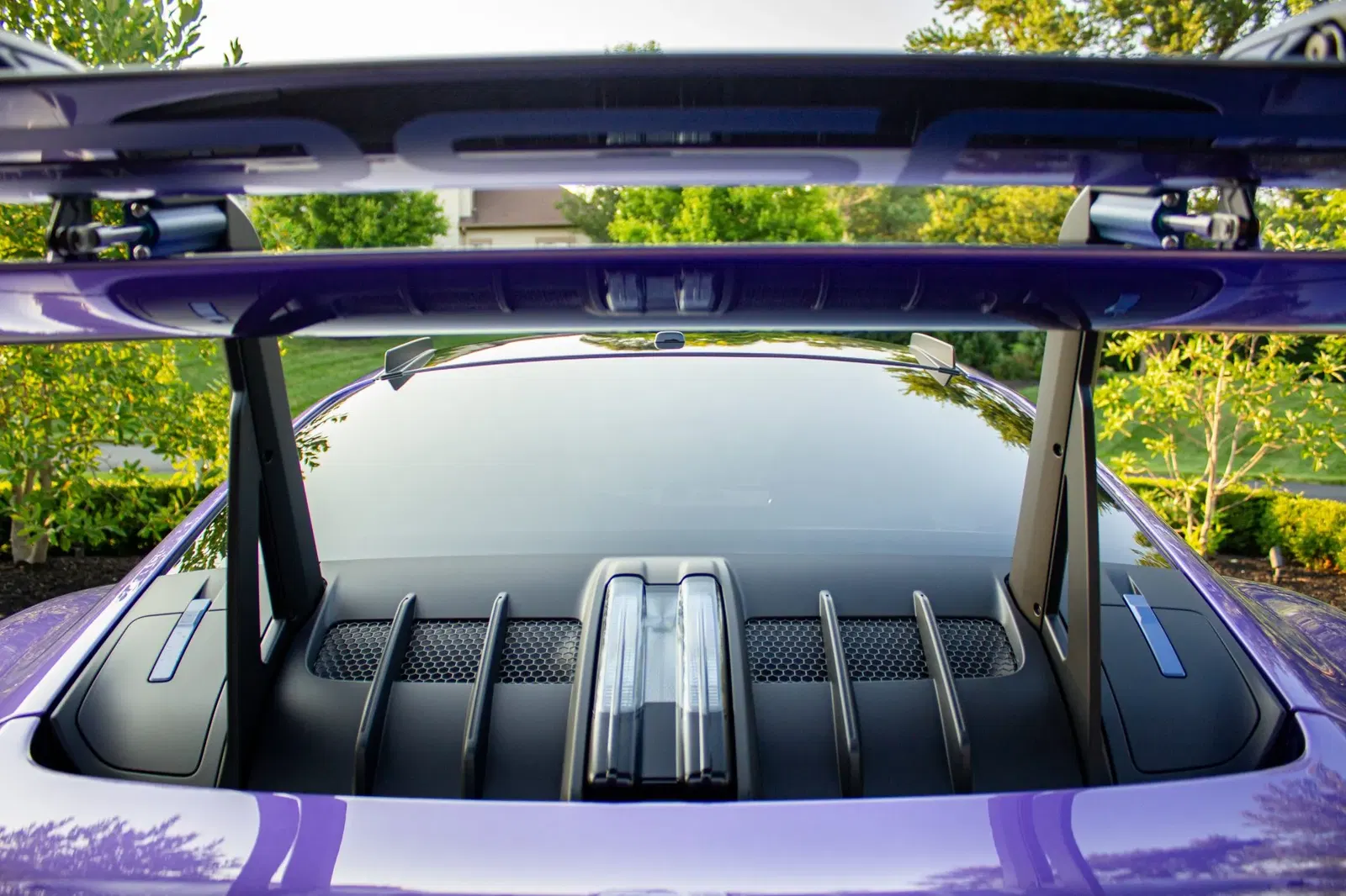 Viola Purple Metallic 2024 Porsche 911 GT3 RS Weissach