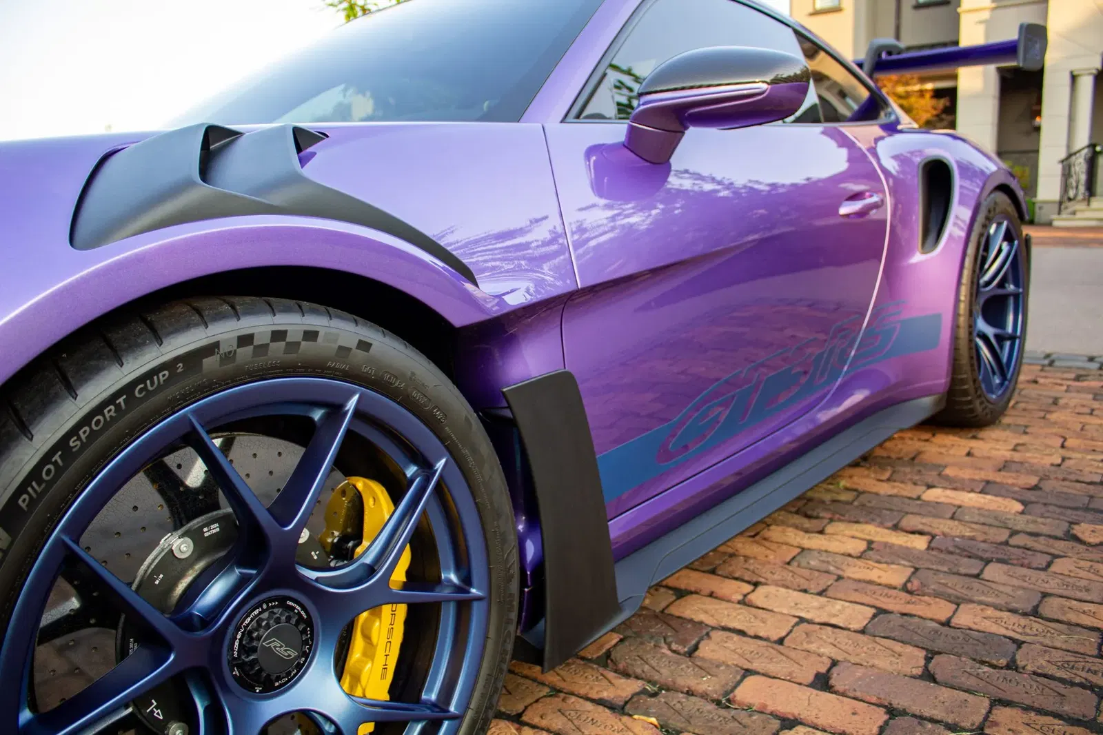 Viola Purple Metallic 2024 Porsche 911 GT3 RS Weissach
