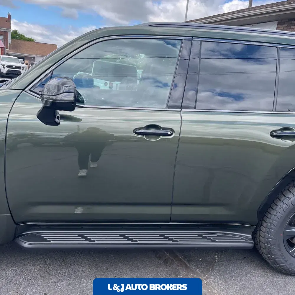2025 Lexus LX 700h Overtrail