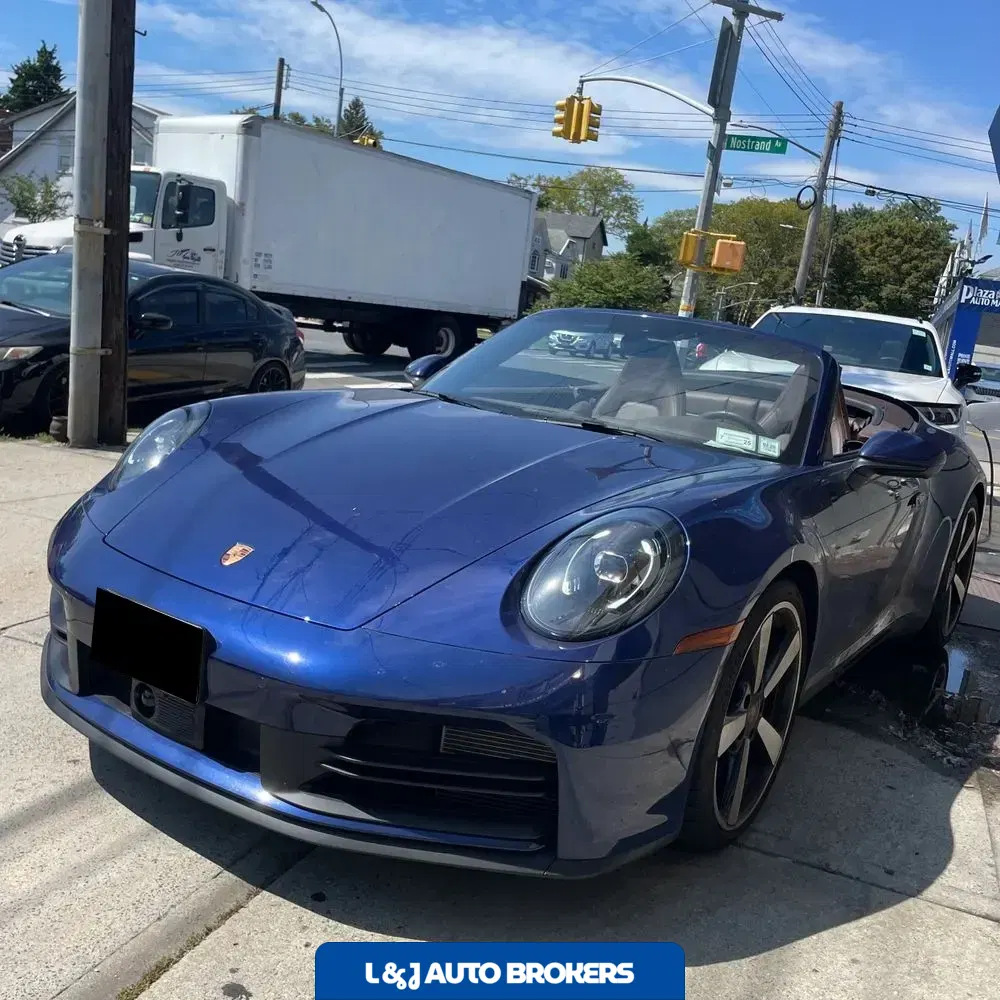 2025 Porsche 911 Carrera
