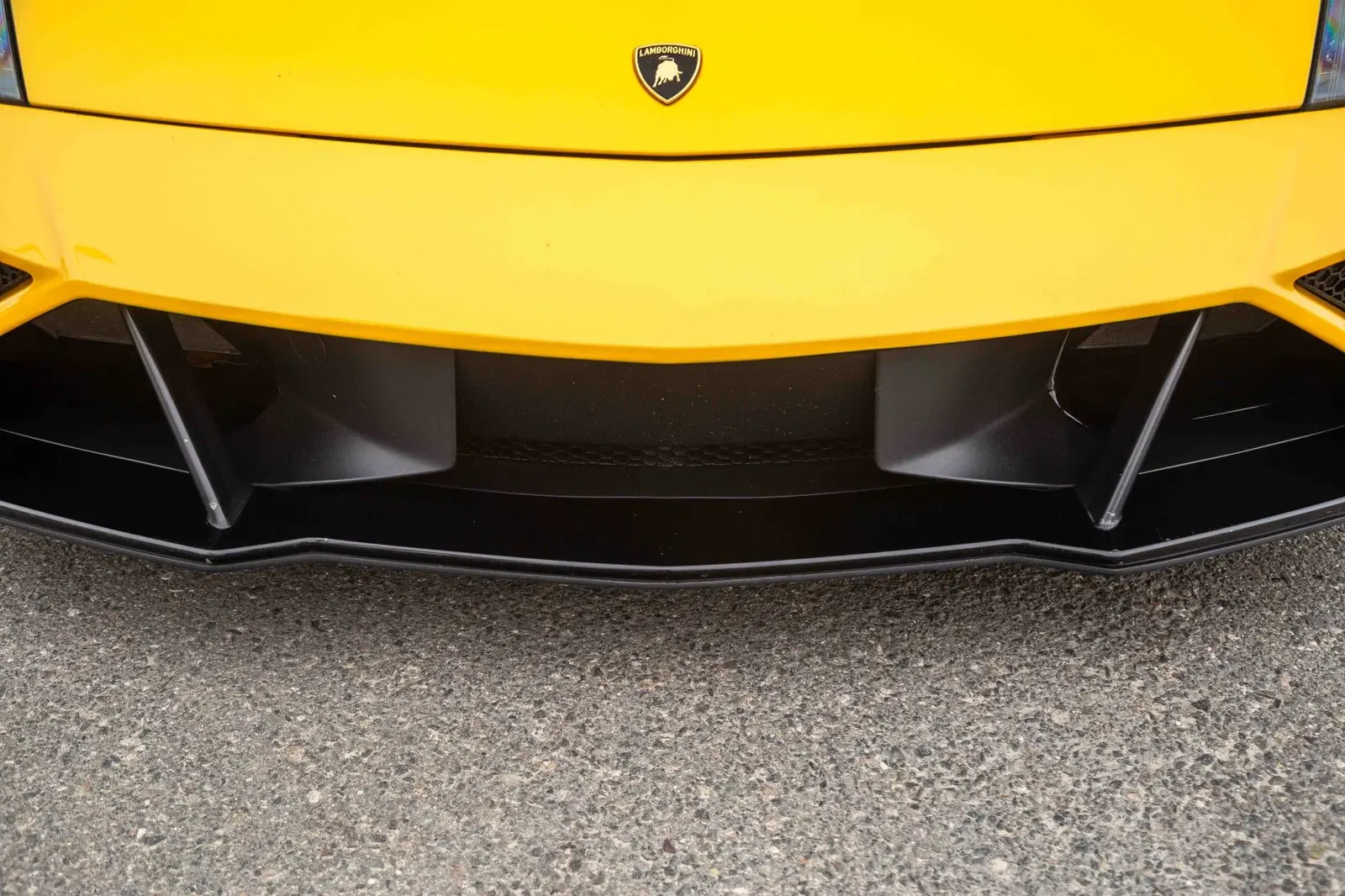 Twin-Turbocharged 2014 Lamborghini Gallardo LP570-4 Squadra Corse 6-Speed Conversion