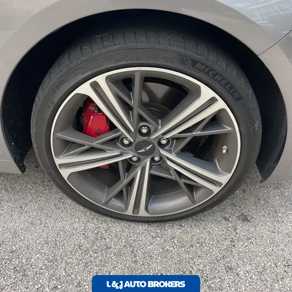 2025 Genesis G70 3.3T Sport Prestige