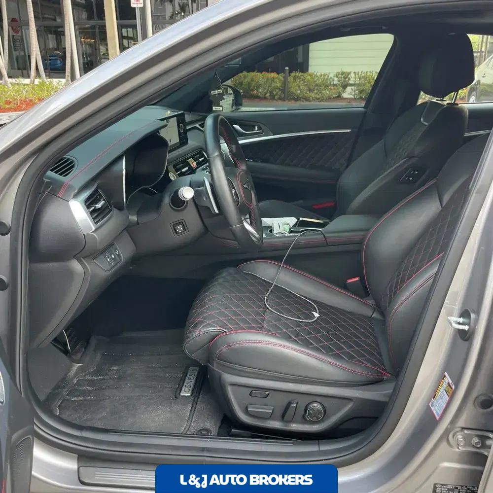 2025 Genesis G70 3.3T Sport Prestige