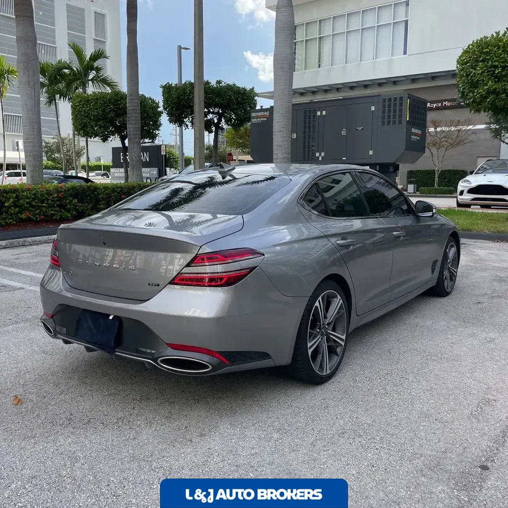 2025 Genesis G70 3.3T Sport Prestige