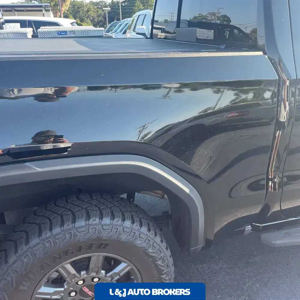 2024 GMC Sierra 1500 AT4X