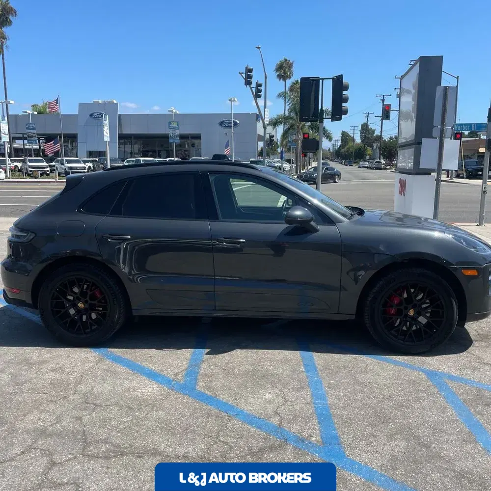 2021 Porsche Macan GTS