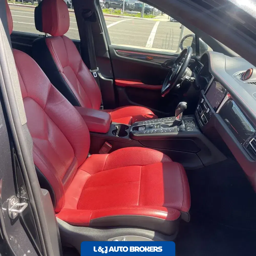 2021 Porsche Macan GTS