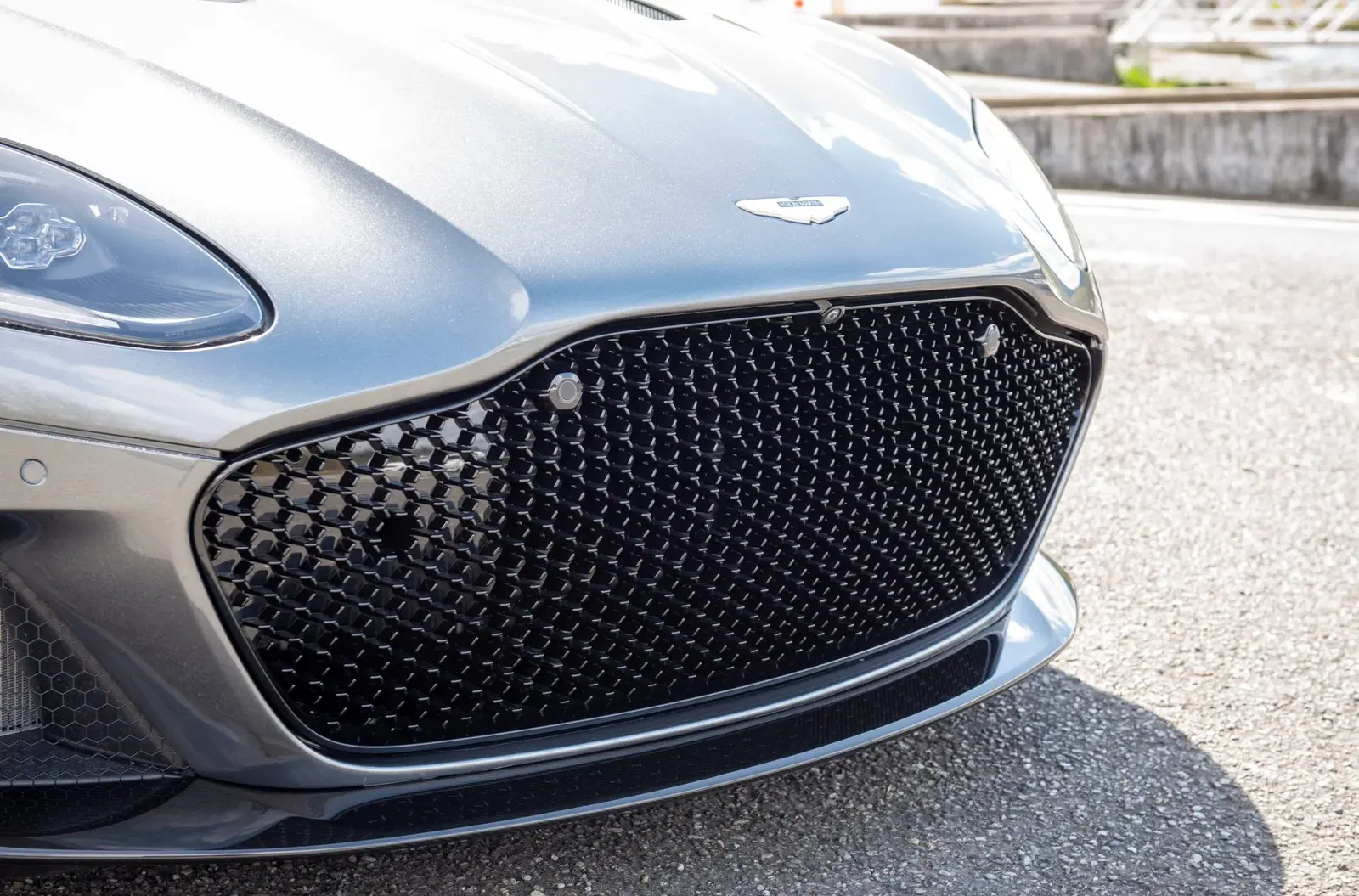 2019 Aston Martin DBS Superleggera Coupe