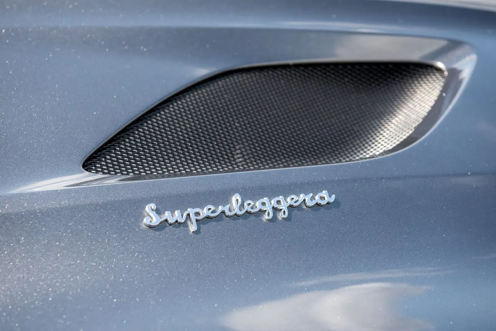 2019 Aston Martin DBS Superleggera Coupe