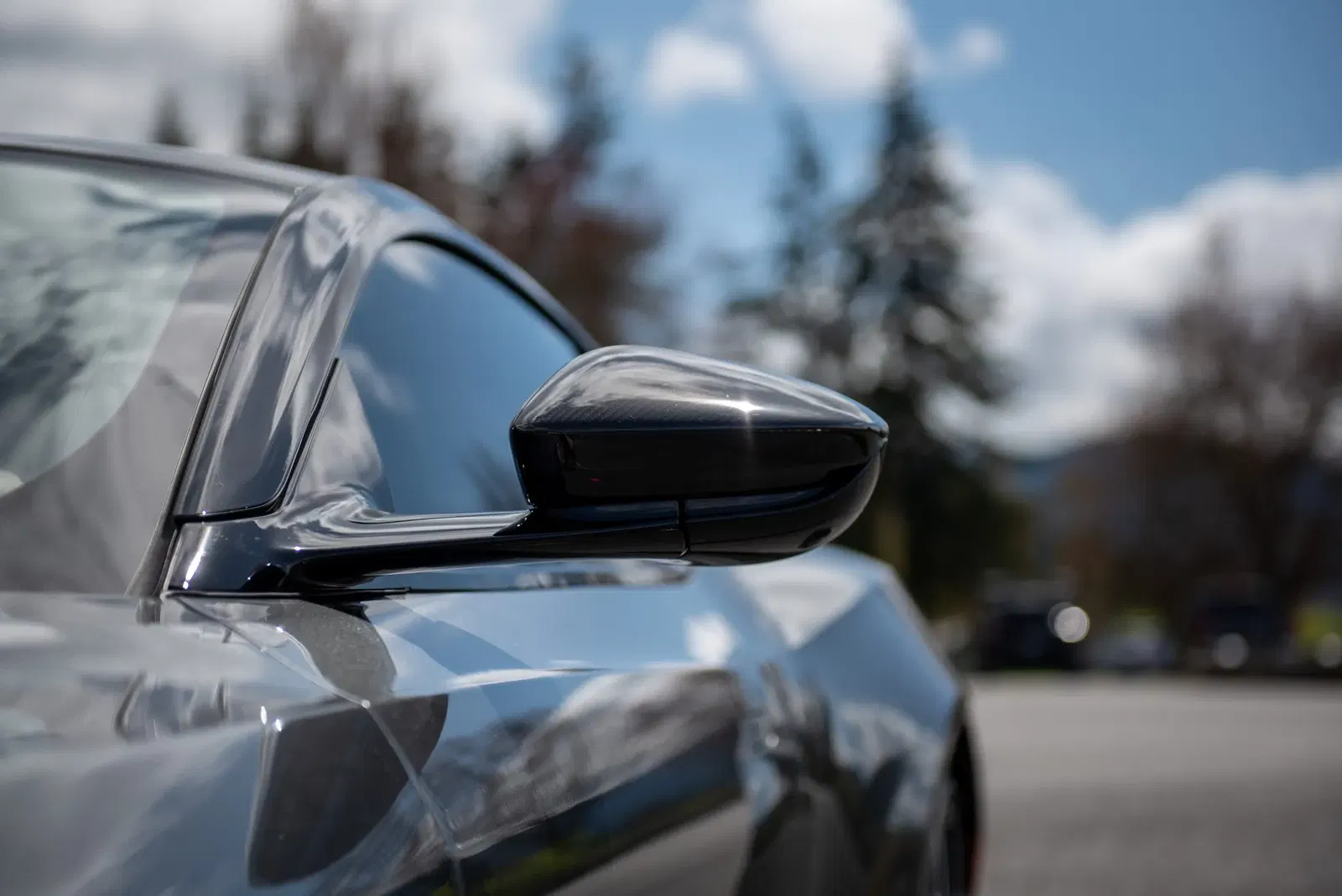 2019 Aston Martin DBS Superleggera Coupe